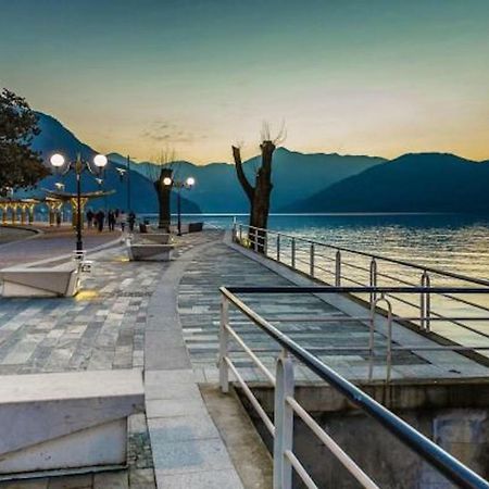 La Casa Nel Borgo Sul Lago Pisogne Exterior photo